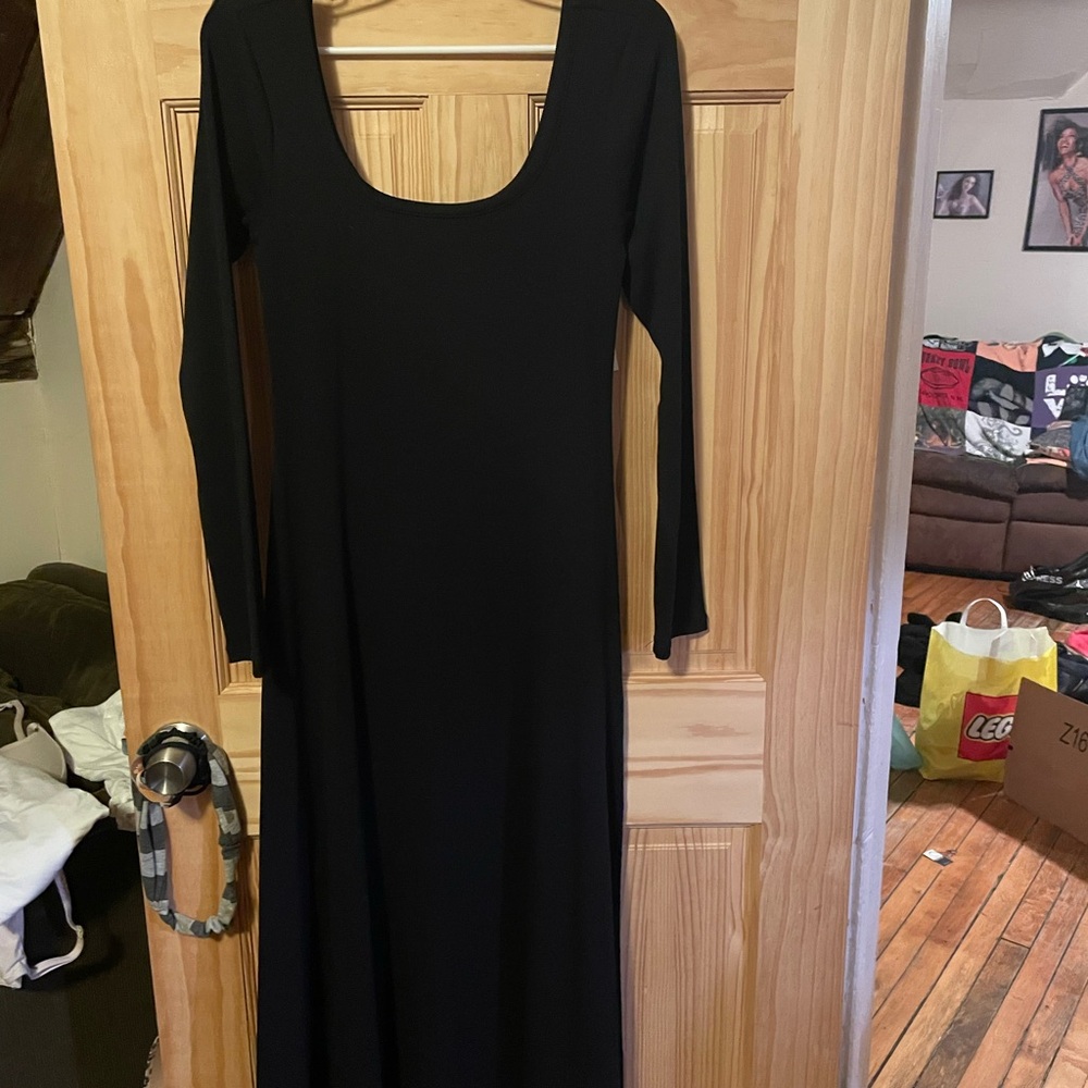 Old Navy Black Long Sleeve flared Maxi Dress